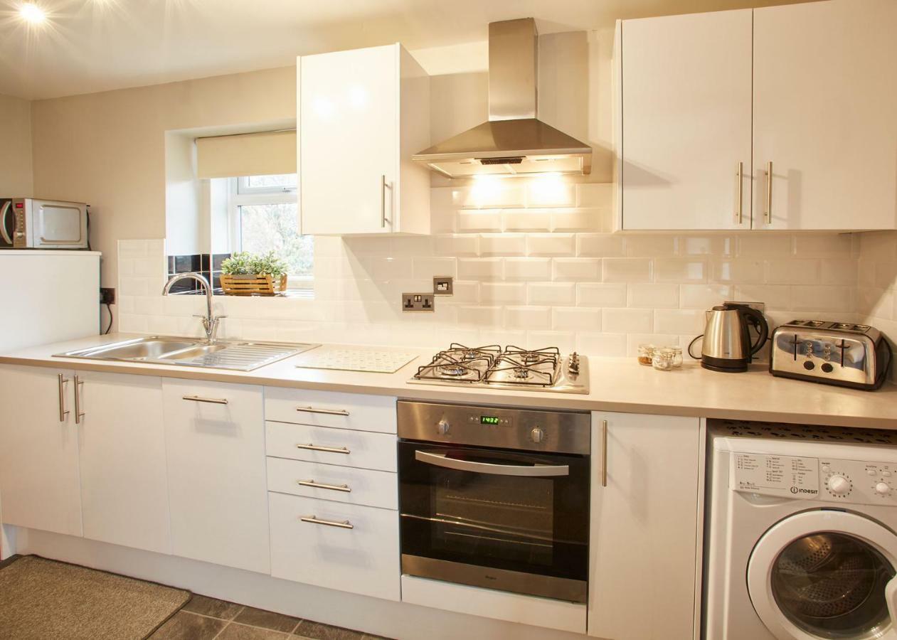 Host & Stay - Cosy Cottage Emley Ngoại thất bức ảnh